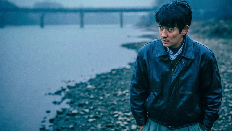 Wei Shujun delivers a dark and dreamlike thriller with “Only the river flows”