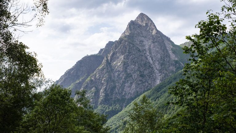 a 24-year-old climber killed when a piece of rock detached