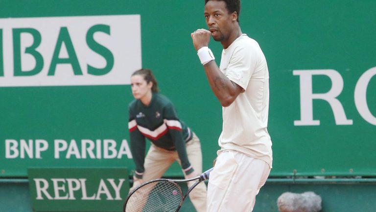 back from nowhere against Aleksandar Vukic, Gaël Monfils joins the second round