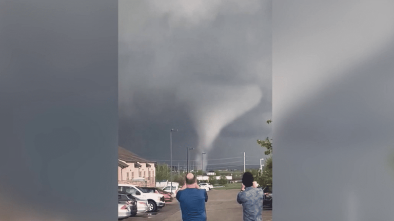 dozens of tornadoes hit the center of the country