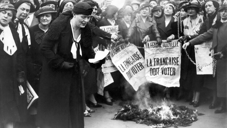 franceinfo junior.  80 years ago, women gained the right to vote in France