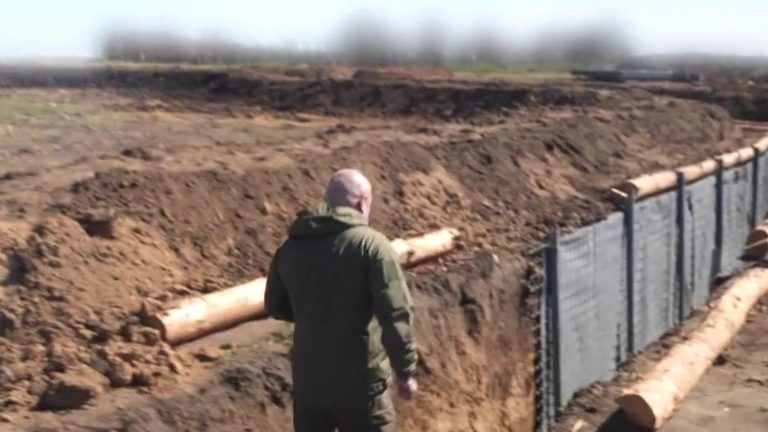 kyiv builds defensive fortifications on the front