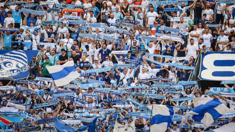 stewards accused of illegally entering OM supporters into the Vélodrome stadium in Marseille