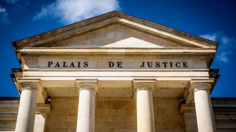 the Cahors prosecutor will be tried for domestic violence