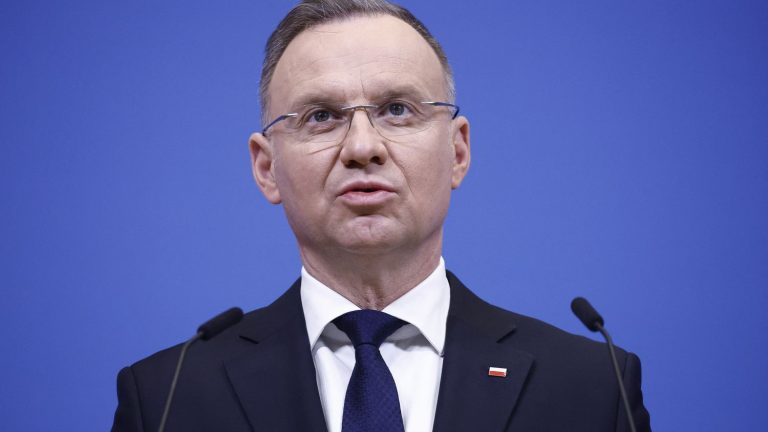 the Polish president considers the comments of the Israeli ambassador on humanitarian workers who died in Gaza “scandalous”