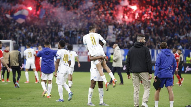 the joy of Olympique de Marseille supporters after qualifying for the semi-finals of the Europa League