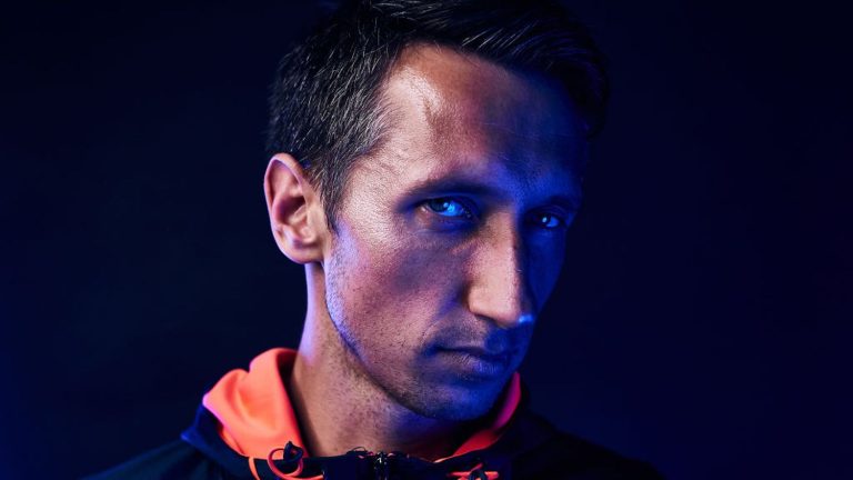 the shattered destiny of Serhiy Stakhovsky, a Ukrainian tennis player who went to war