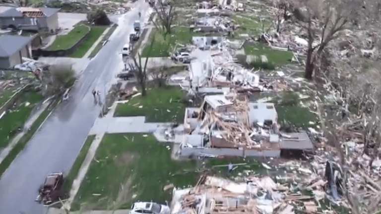 tornadoes kill at least five people