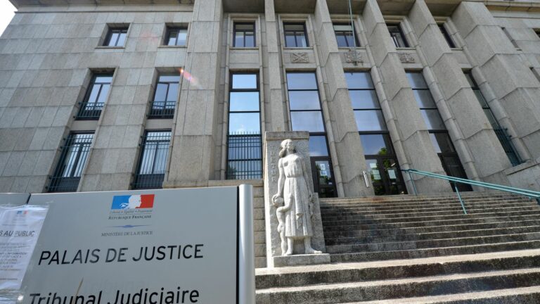 A family assistant will be tried in November in Finistère for mistreatment of a minor she was looking after