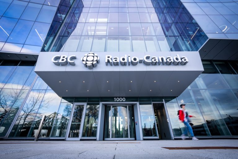 A plan to bring CBC and Radio-Canada closer together