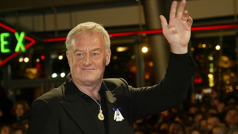 Actor Bernard Hill, known for his roles in ‘Titanic’ and ‘The Lord of the Rings,’ dies at 79