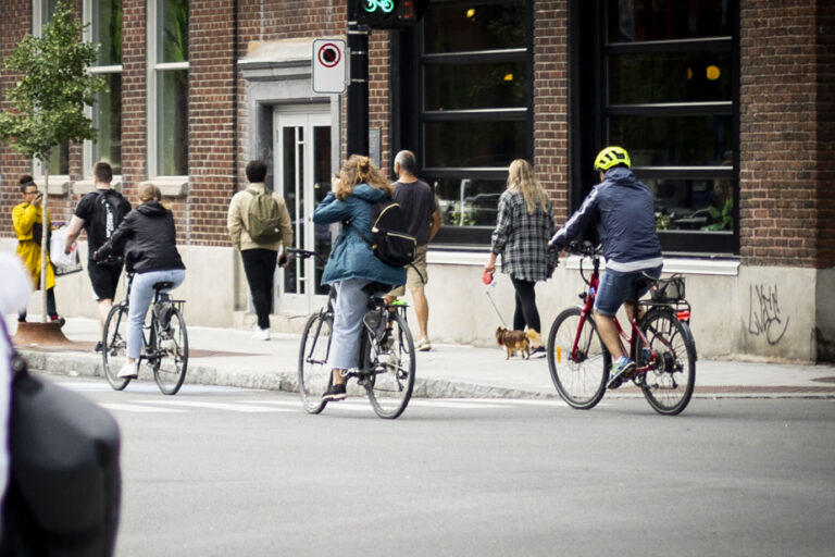 Awareness campaign for cyclists |  “Behavioral problems” to correct