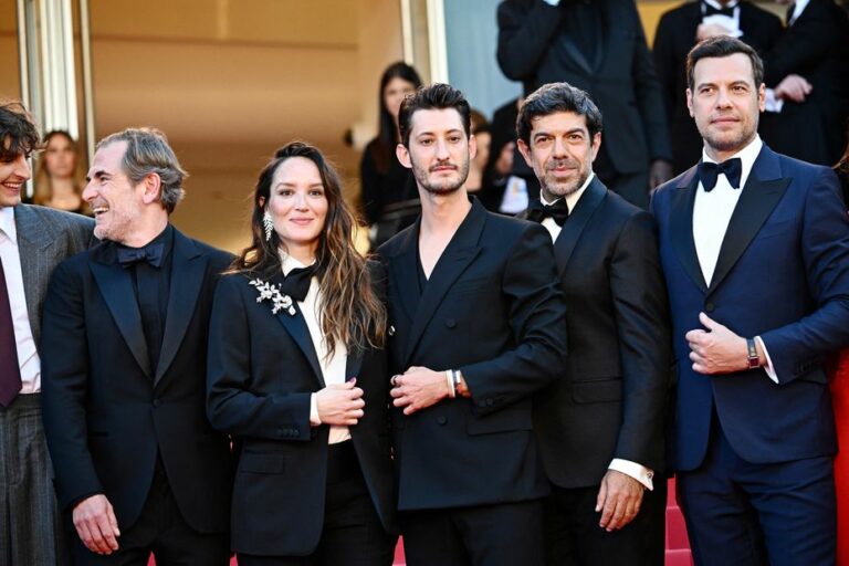 Cannes film festival.  Pierre Niney as Count of Monte Cristo, the joy of Artus, an aioli party… Summary of this May 22 on the Croisette