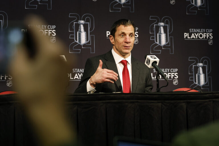 Carolina Hurricanes |  Rod Brind’Amour gets contract extension