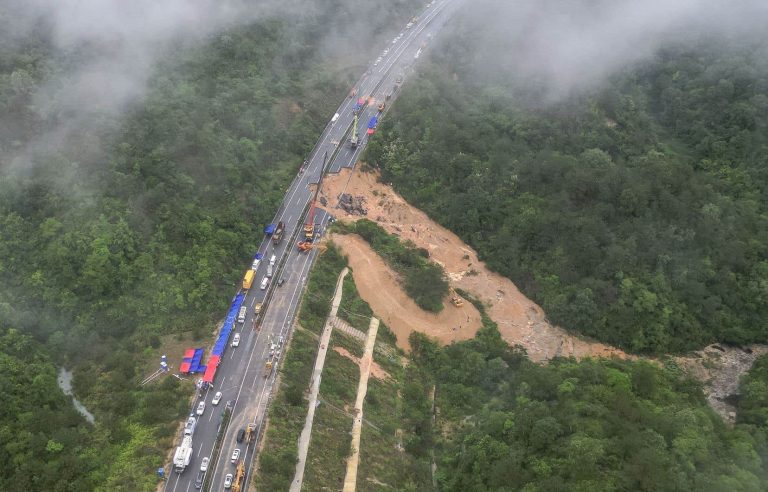 China highway collapse kills 36