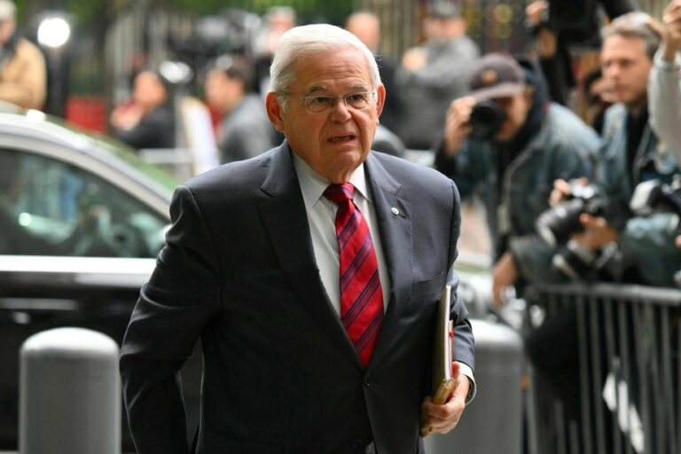 Corruption accusations |  Trial of Democratic Senator Bob Menendez begins