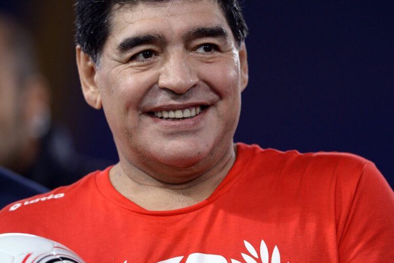 Death of Diego Maradona |  The trial of his medical team postponed again