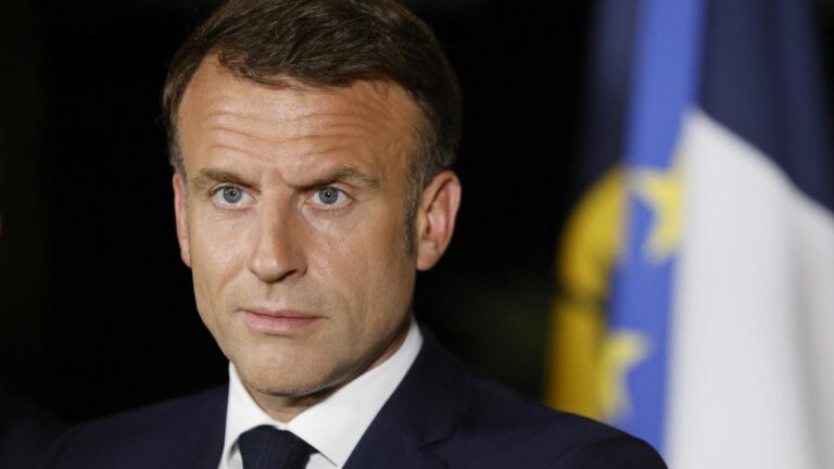 Emmanuel Macron “ready to debate” with Marine Le Pen, she sets as conditions “his resignation or the dissolution of the National Assembly in the event of failure” of Renaissance