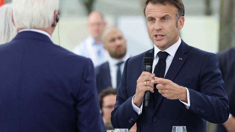 Emmanuel Macron wants to “commit” to “unmask the ideas” of the RN which “threaten Europe”