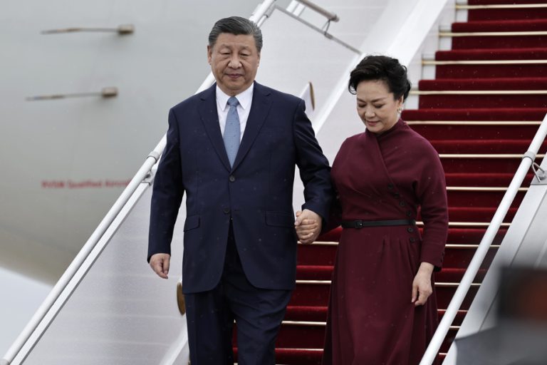 European tour |  In Paris, Xi Jinping says he wants to work to “resolve the crisis” in Ukraine