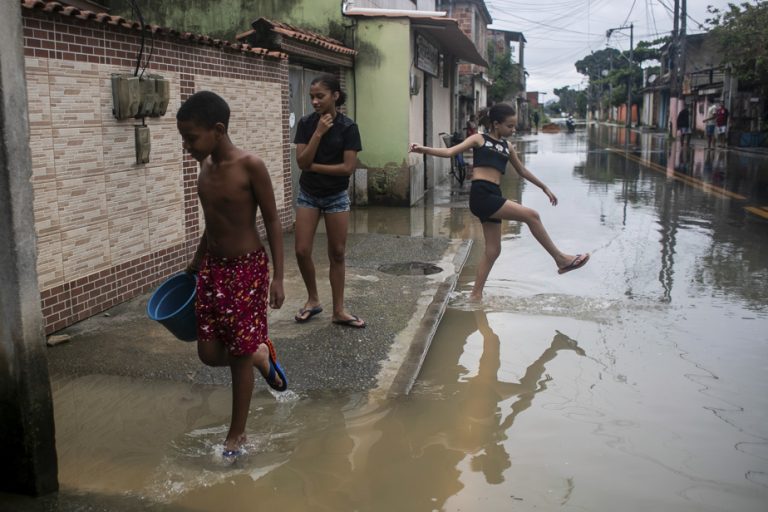 Five dead and 18 missing after heavy rains in southern Brazil