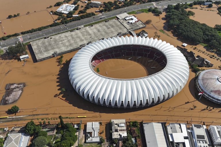 Floods in Brazil |  Death toll rises to 100, rain suspends evacuations