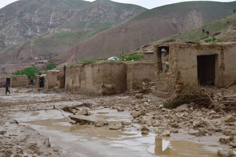 Floods kill more than 300 people in Afghanistan