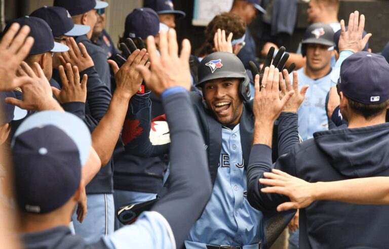 George Springer homers and Blue Jays beat White Sox 5-1