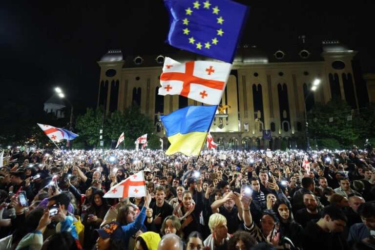 Protests in Georgia |  “Live in a free country or surrender to Russia?  »