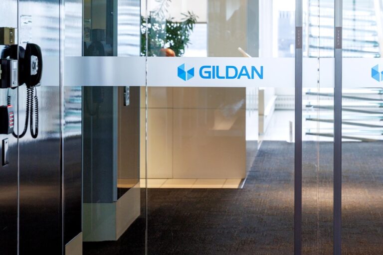 Resignation of the Board of Directors and departure of the CEO |  Glenn Chamandy will be able to take back control of Gildan