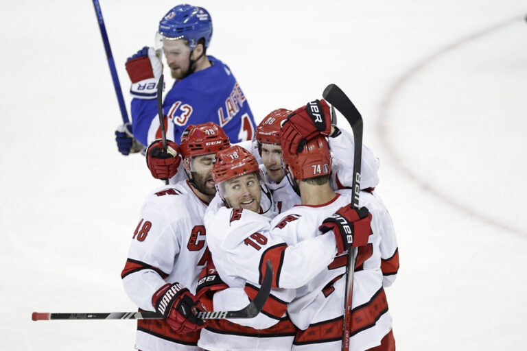 Hurricanes 4 – Rangers 1 |  Calm as an essence