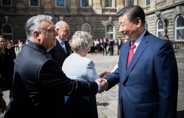 In Hungary, Xi Jinping praises an exemplary “strategic partnership” in the European Union