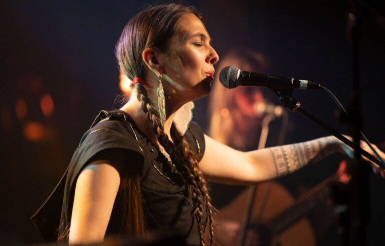 Innu singer-songwriter Soleil Launière, winner of the Francouvertes