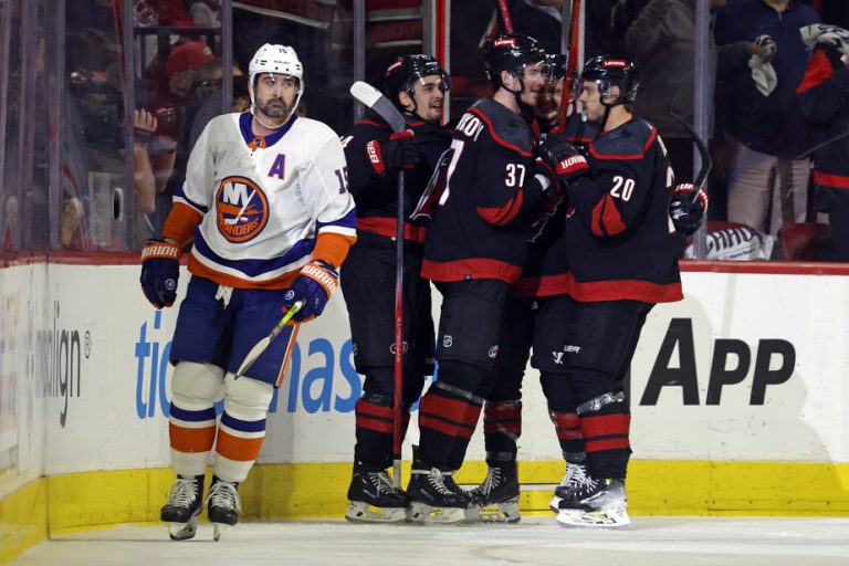 Islanders 3 – Hurricanes 6 |  Hurricanes eliminate Islanders in five games