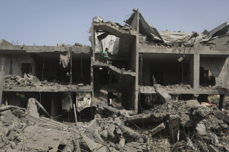 Israel and Hamas at war, day 226 |  Bombings in Gaza, an American envoy to Israel