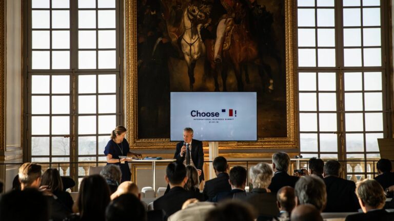 “It’s an effort that must be made” to attract foreign investment in France, says an economist