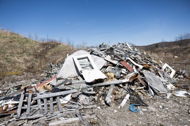 Kanesatake illegal dump |  Ottawa ends stalemate