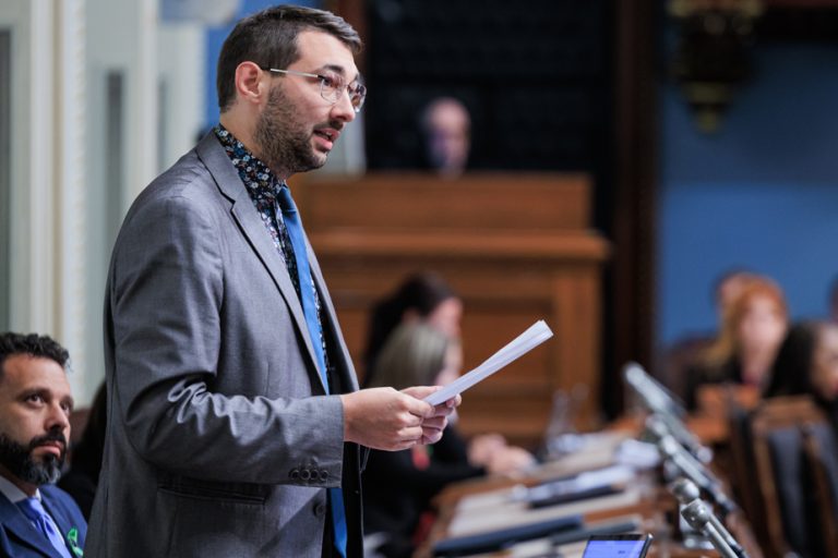 Law Firm Owner |  The Bar refuses to comment on the situation of MP Guillaume Cliche-Rivard