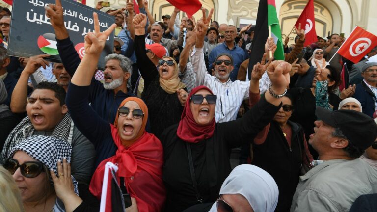 Lawyers, journalists, opponents, NGO activists… What we know about the wave of arrests in Tunisia against the backdrop of the migration crisis