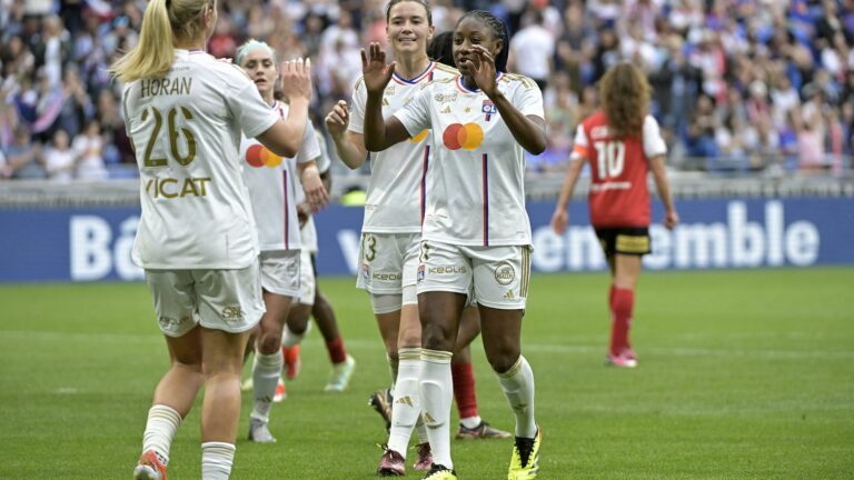 Lyon joins PSG in the final after its demonstration against Reims