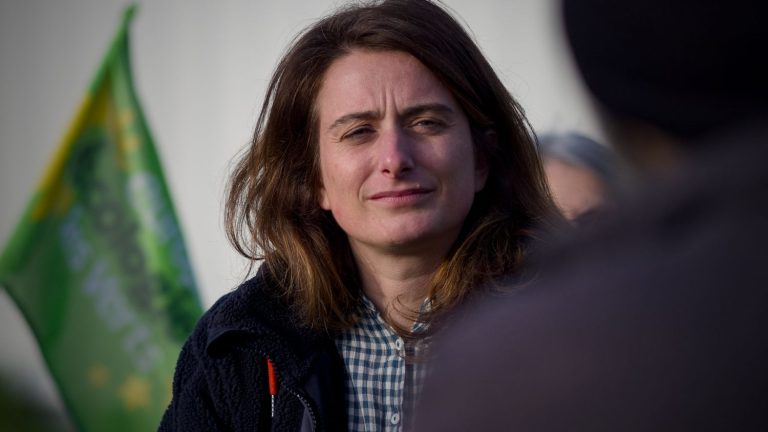 Marine Tondelier criticizes the megabasin project in Puy-de-Dôme