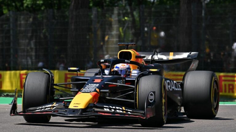 Max Verstappen will start from pole position, ahead of Oscar Piastri and Lando Norris