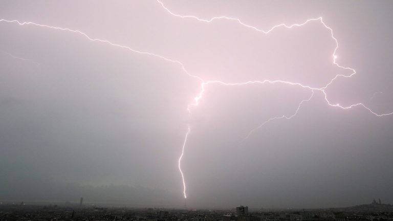 Météo-France places 14 departments in the North-East quarter on orange alert for storms