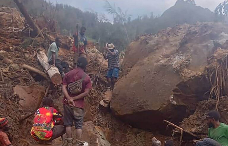 More than 2,000 people buried in landslide in Papua New Guinea