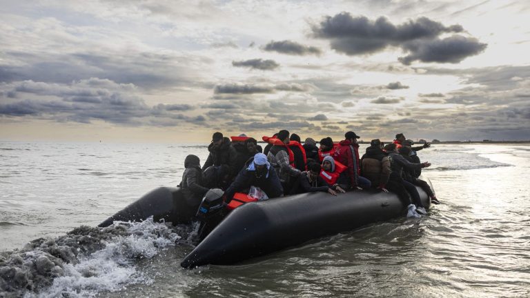 More than 700 migrants crossed the Channel in a single day, a record this year