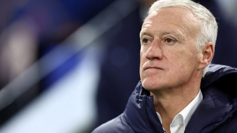 “Moving to 26 players just to fill boxes does not interest me”, proclaims Didier Deschamps, 15 days from his Blues list