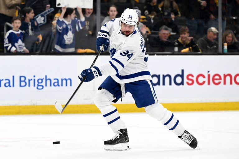 NHL |  Auston Matthews among finalists for Selke Trophy