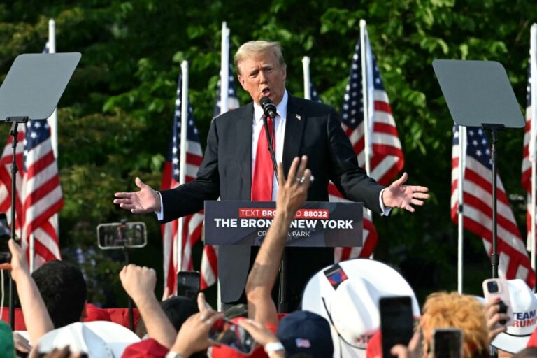 New York |  Donald Trump in the Bronx for a rare rally