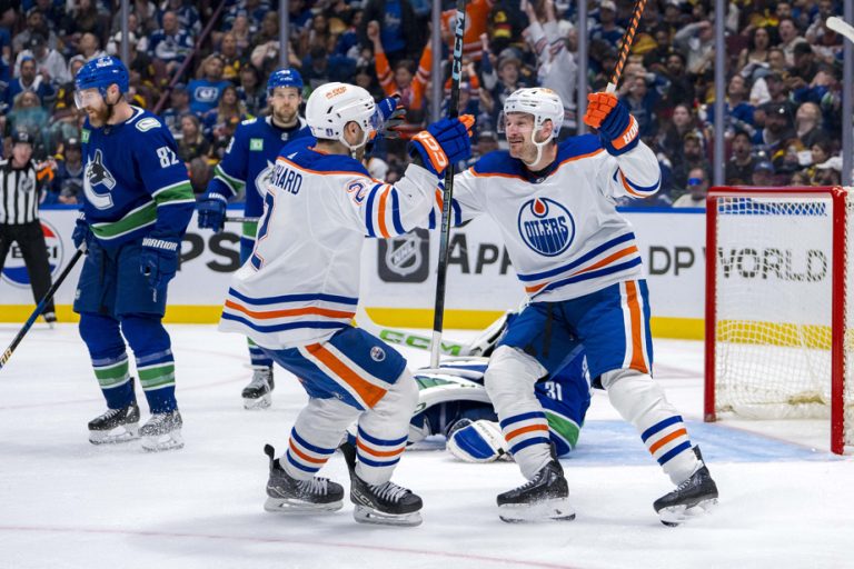 Oilers beat Canucks to tie series 1-1