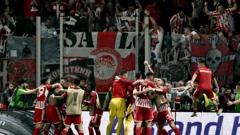 Olympiakos wins the Europa Conference League by dominating Fiorentina in overtime